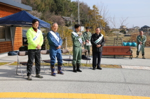 河川一斉清掃の画像1