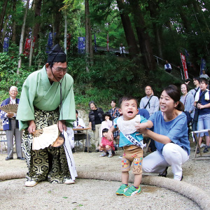 川上神社の稚児相撲