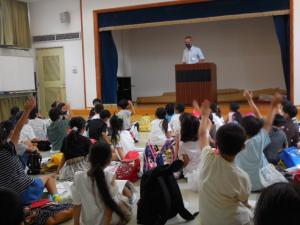 三日市小学校　公民館見学の様子