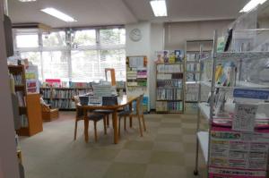 三日市公民館図書室