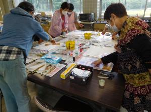 友禅の型染めを体験2022年10月8日-2