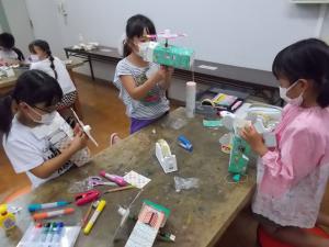 昨年度の工作教室の様子2