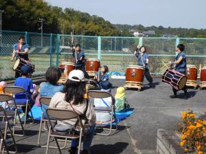 和太鼓チーム「晴嵐」の演奏