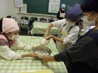 子どもお菓子教室の様子3