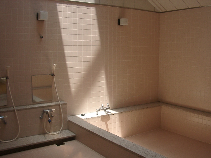 活動センター浴室の画像
