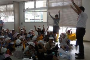 三日市小学校　公民館見学の様子