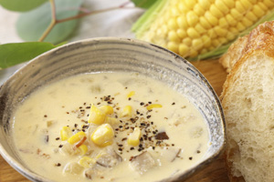 とうもろこしの塩麹豆乳スープ