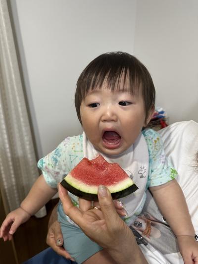 はじめてのスイカ