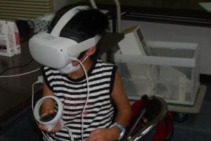 「すごい！VR（バーチャル）工場見学」講座の様子