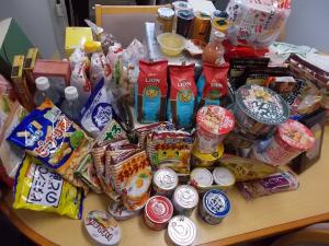 集まった食品たち