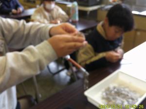 電磁石にクリップが‥