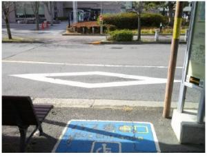 バス停に到着