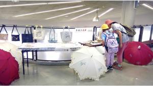 ロビー展の様子6