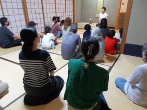 夜のおはなし会の様子2