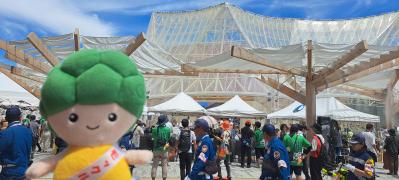 万博にて、モックルとともに。