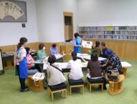 英語多読ひろばの様子の写真です。