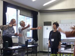 息が前に出る出る様に