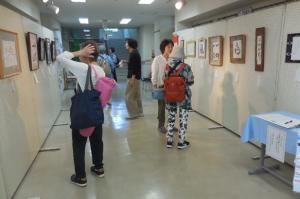 活動発表会「書道」展示の様子