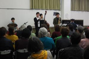 「ゆうがた　Jazz　in　公民館」の様子