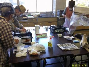 干した野菜は持って帰ります。