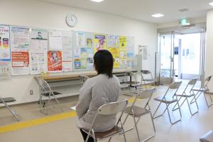 集団がん検診1F待合