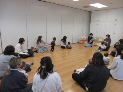 2025_12　絵本deこんにちwa1