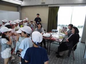 公民館見学の様子10