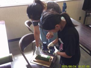 竹あかりまたは竹あかり貯金箱