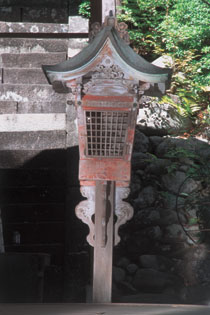 市指定文化財　木製　灯籠の画像2