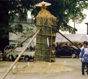市指定文化財　長野神社のタイマツタテの画像2