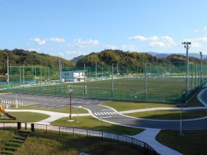 下里運動公園人工芝球技場