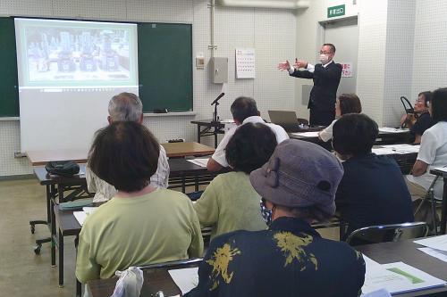 「人生100年時代のお墓」整理と永代供養」講座の様子