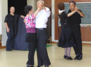 社交ダンス「舞」 活動の様子